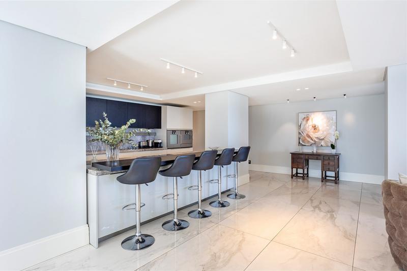 5 Bedroom Property for Sale in Bantry Bay Western Cape